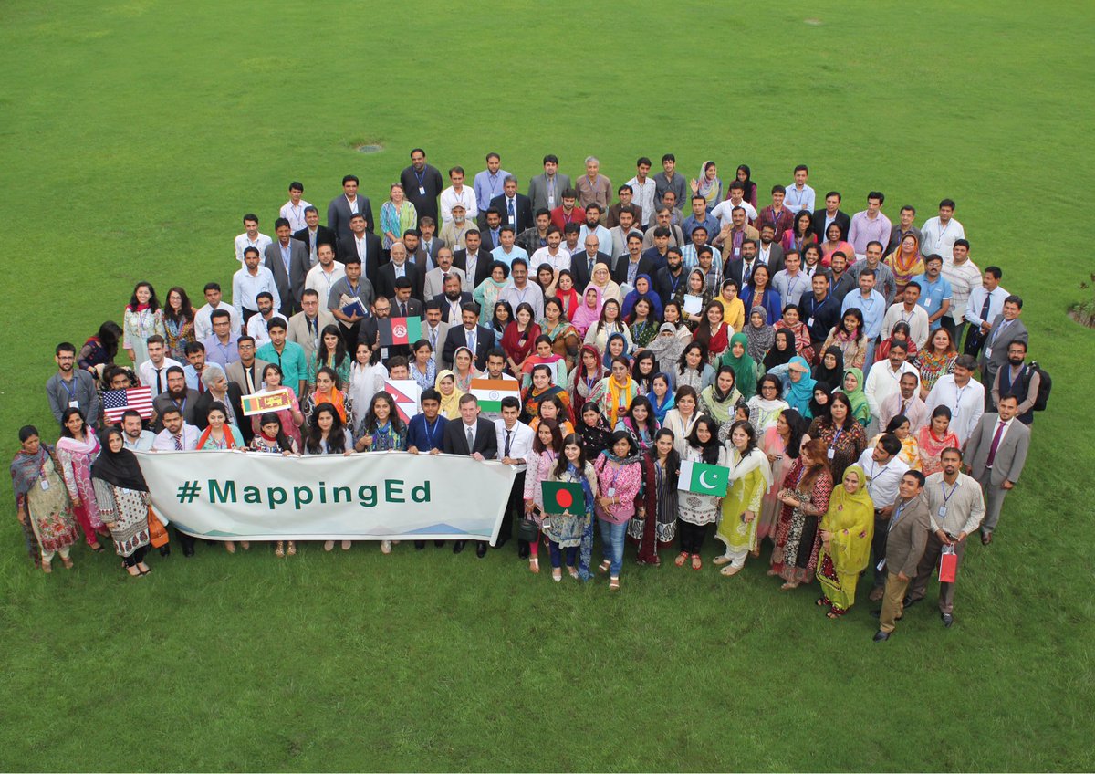 shahidwaseem44's tweet photo. @PakUSAlumni #MappingEd 200 USG alumni from South Asia join American Ambassador to Pakistan David Hale https://t.co/Jt7ztARswh