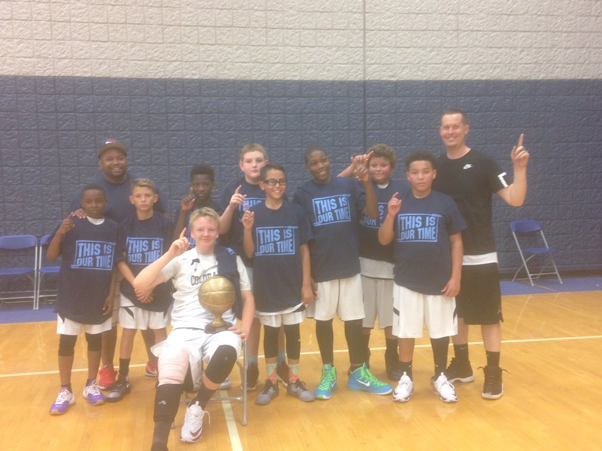 PTPS_Denver's tweet photo. CSU Basketball wins the 6/7th boys division in the PTPS End of Summer Challenge!!! https://t.co/KTMRmJ2m7X