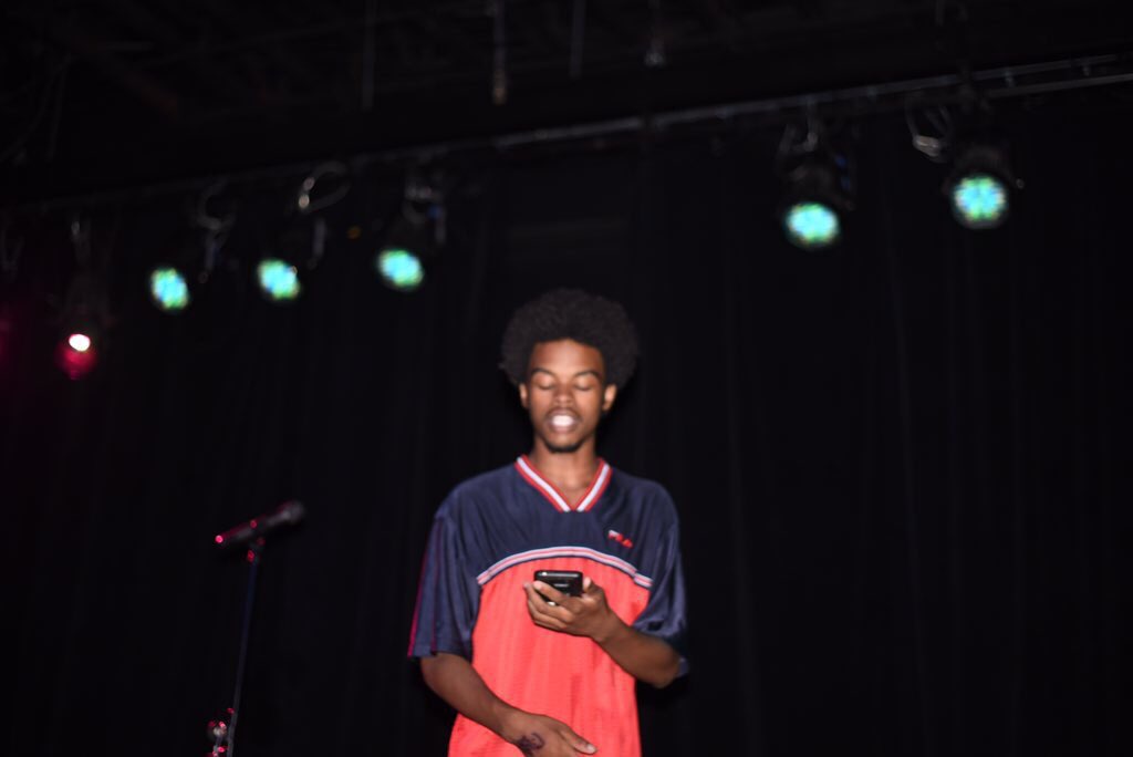 ThePrimeNotice's tweet photo. Singer &amp; Poet MUSE @noidamp Graced The Stage w/ Amazing Spoken Word &amp; Vocals As The Crowd Hung on Every word &amp; Note https://t.co/JPH00TyjfE
