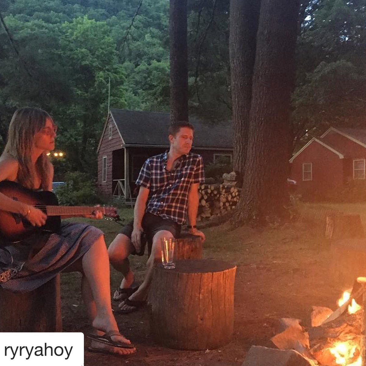 phoenicialodge's tweet photo. #Repost @ryryahoy
・・・
Summer vibes 🔥 https://t.co/PsCBT7SkZB
