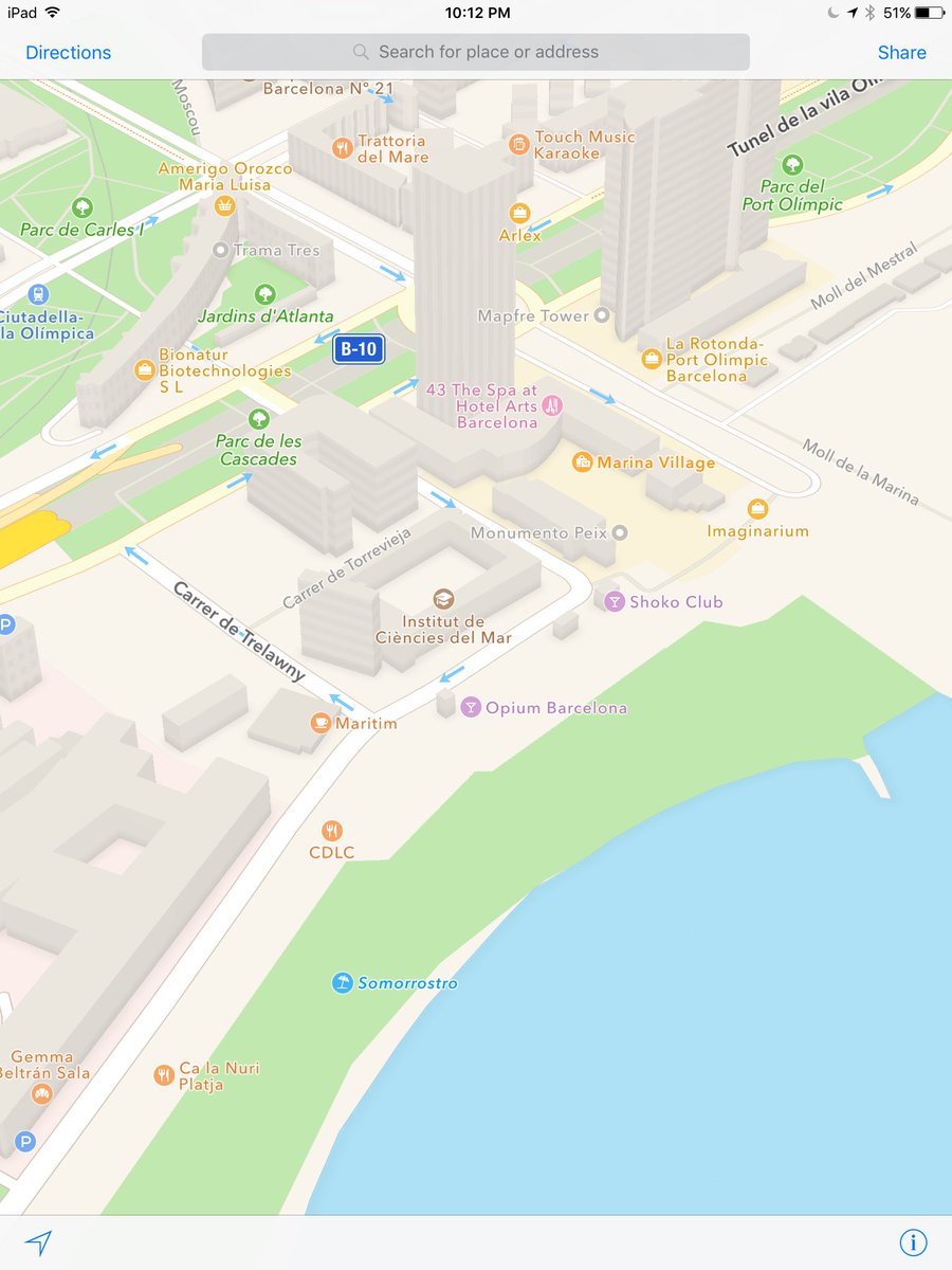 cbdamasco's tweet photo. Have you ever zoomed in on the #iPhone #MapsApp before? Try it out https://t.co/qZcJ9eSAPt