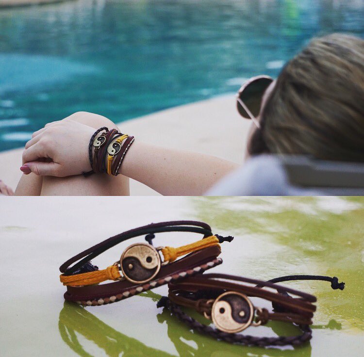 Summer Days 🌞 

rebelwithoutacauseclothing.com/collections/wr…