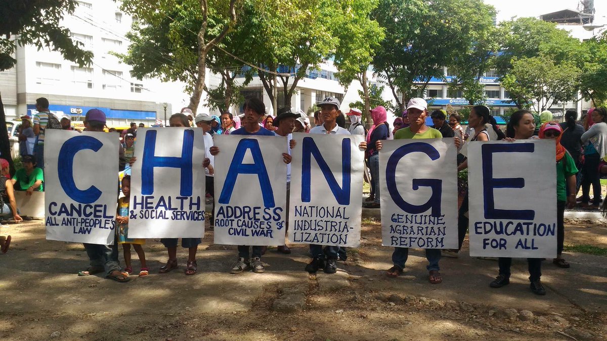 ABSCBNNews's tweet photo. Bayan Central Visayas says it is marching in support of Duterte. Via Angelica Saniel | via @stanleypalisada https://t.co/nBArgW2aza