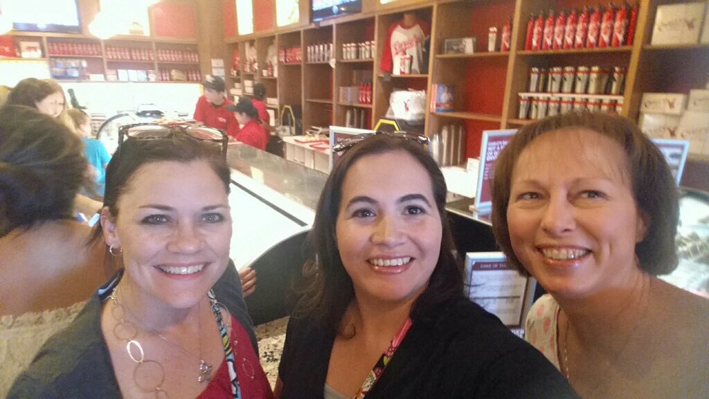diane_bittick's tweet photo. Shopping for sweets with Kathleen and Michelle at Carlos Bakery in Vegas!
#wcesummer https://t.co/WX6pWY1BbW