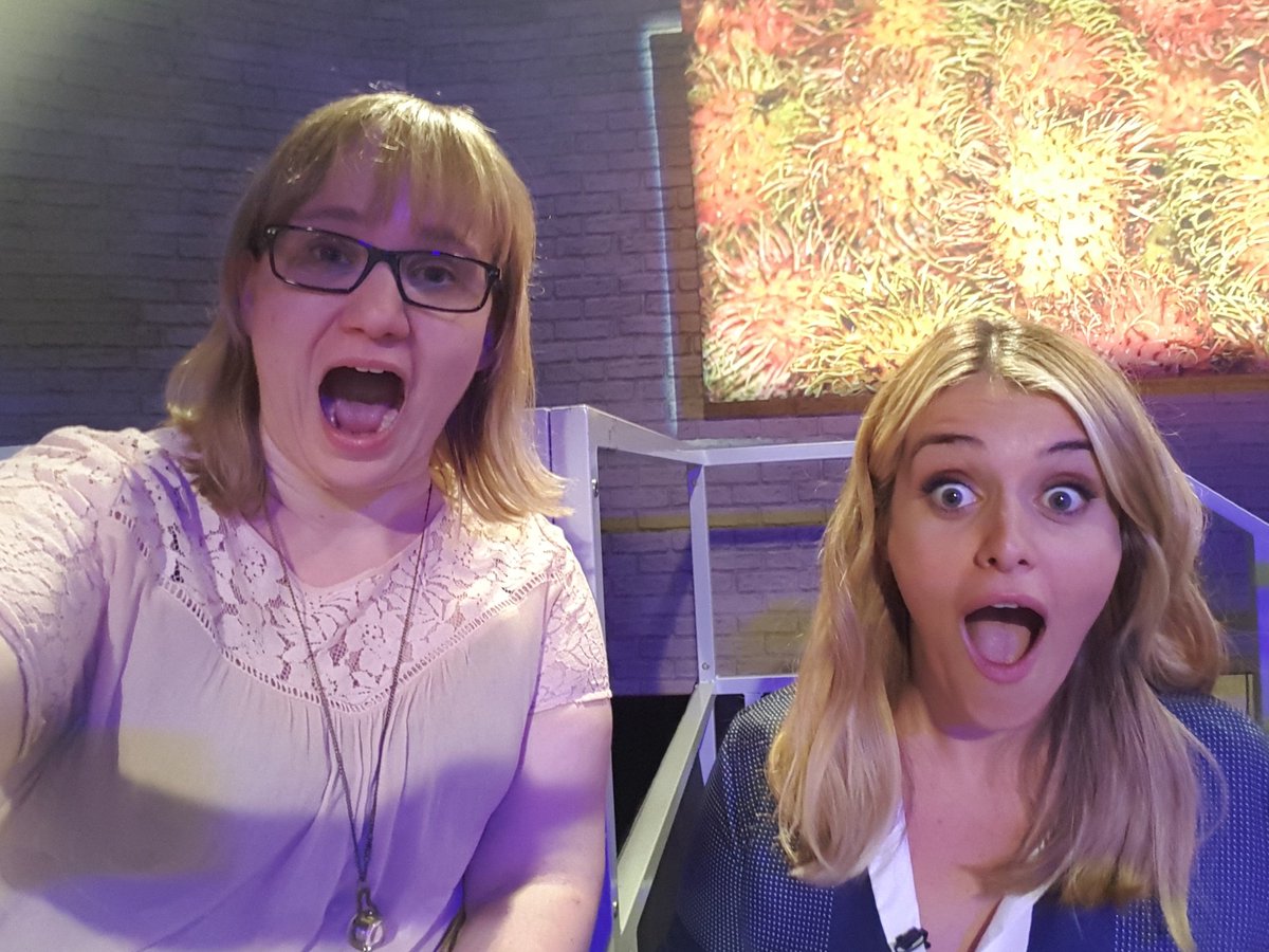 TheWhistlerHP's tweet image. Watching #CooksVsCons in honor of this fine moment. Can we make this a tradition, @DaphneOz lol?