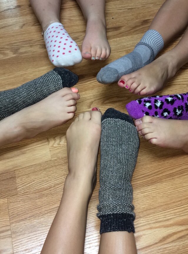 dancerpx's tweet image. we dance in one sock for our mommas.