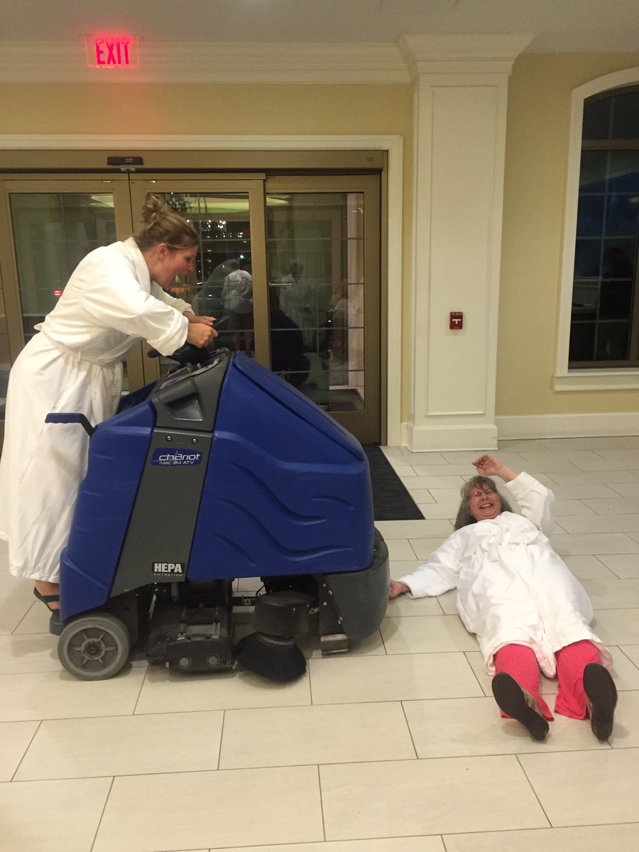 BlairRidgeHC's tweet photo. Watch out Betty here comes the Zamboni! #ExploreNotreDame #inspiredliving #NIretreat https://t.co/hG6NAGDnCc