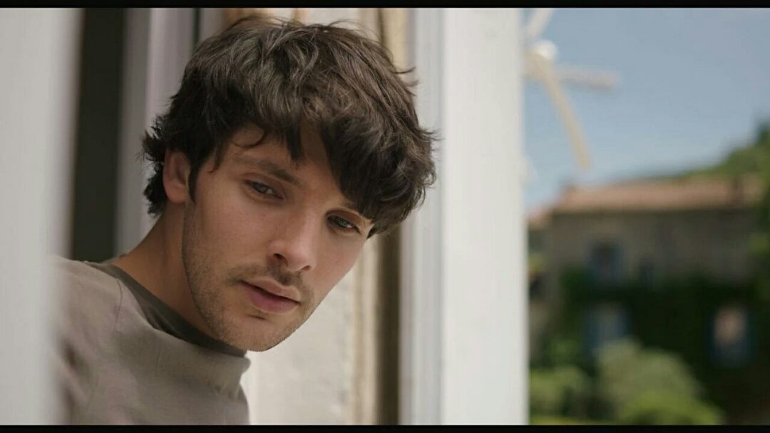 MoreMerlinnow's tweet image. New pic from Colin's new movie #WaitingForYou . 
#merlin #moremerlin #colinmorgan... tsu.co/MoreMerlin/132…