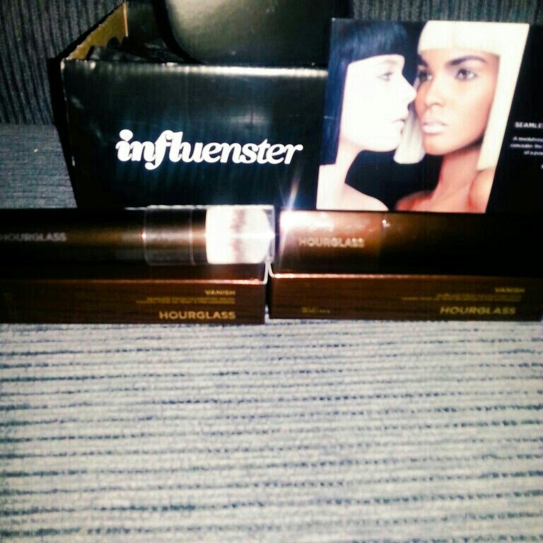 #VanishFoundation <a href="/HourglassMakeup/">Hourglass Cosmetics</a> <a href="/Influenster/">Influenster</a> #VirtualSkinPerfection #contest
