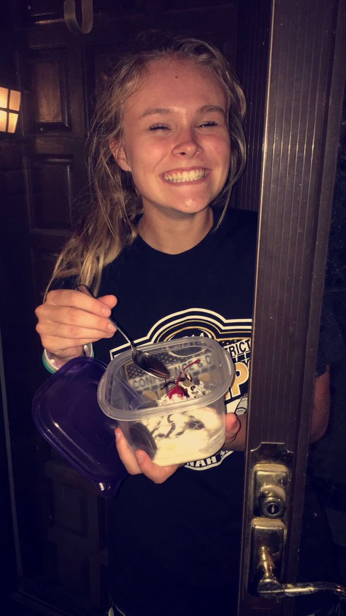 greysenpaige's tweet photo. No worries guys, she bought us back💗💗 @gabbahumma @Hannah_Kaye23 https://t.co/DKK5K06nLm
