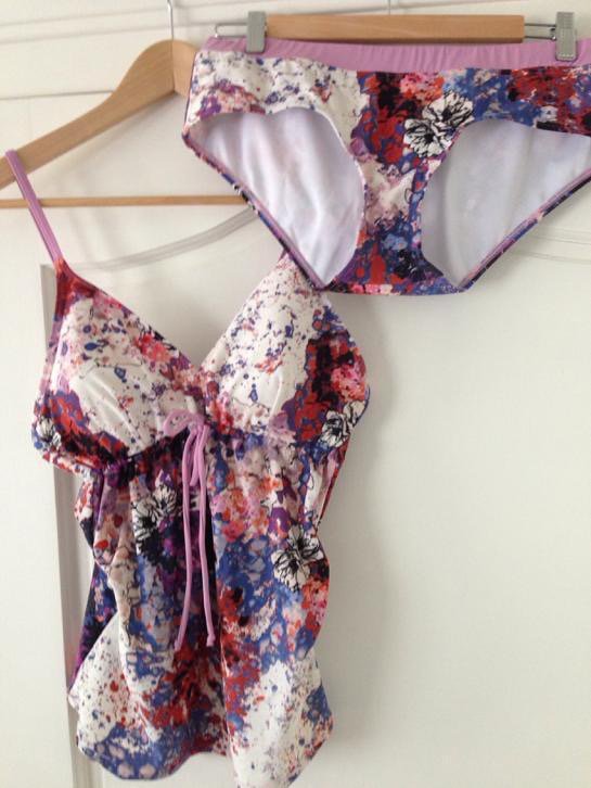 Mamalicious tankini bikini maat M zgan link.marktplaats.nl/m1072611682