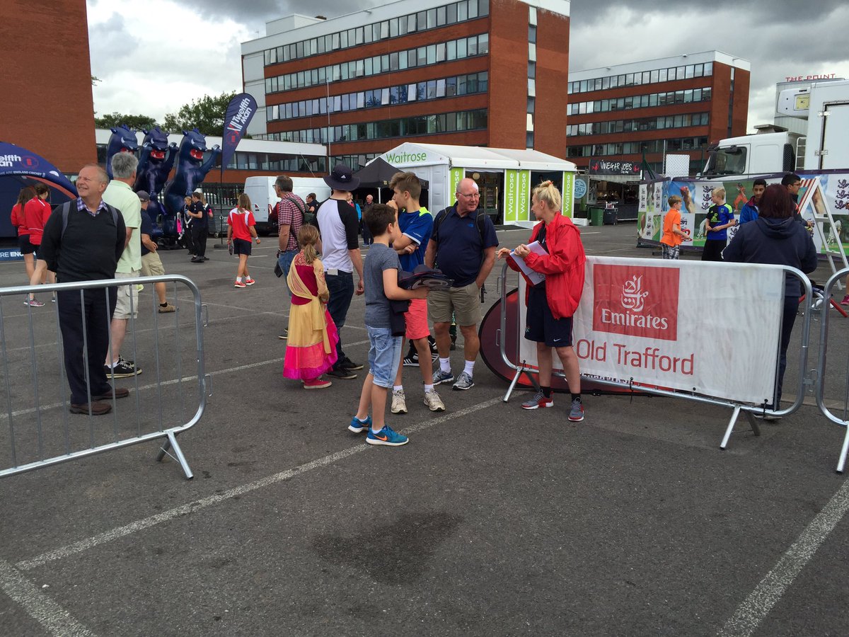 Traffordleisure's tweet photo. Queues are forming to take part in the #wattbikechallenge & #rowchallenge at the #bigredday #lancashirecricketclub https://t.co/Fy7wOZuSqD