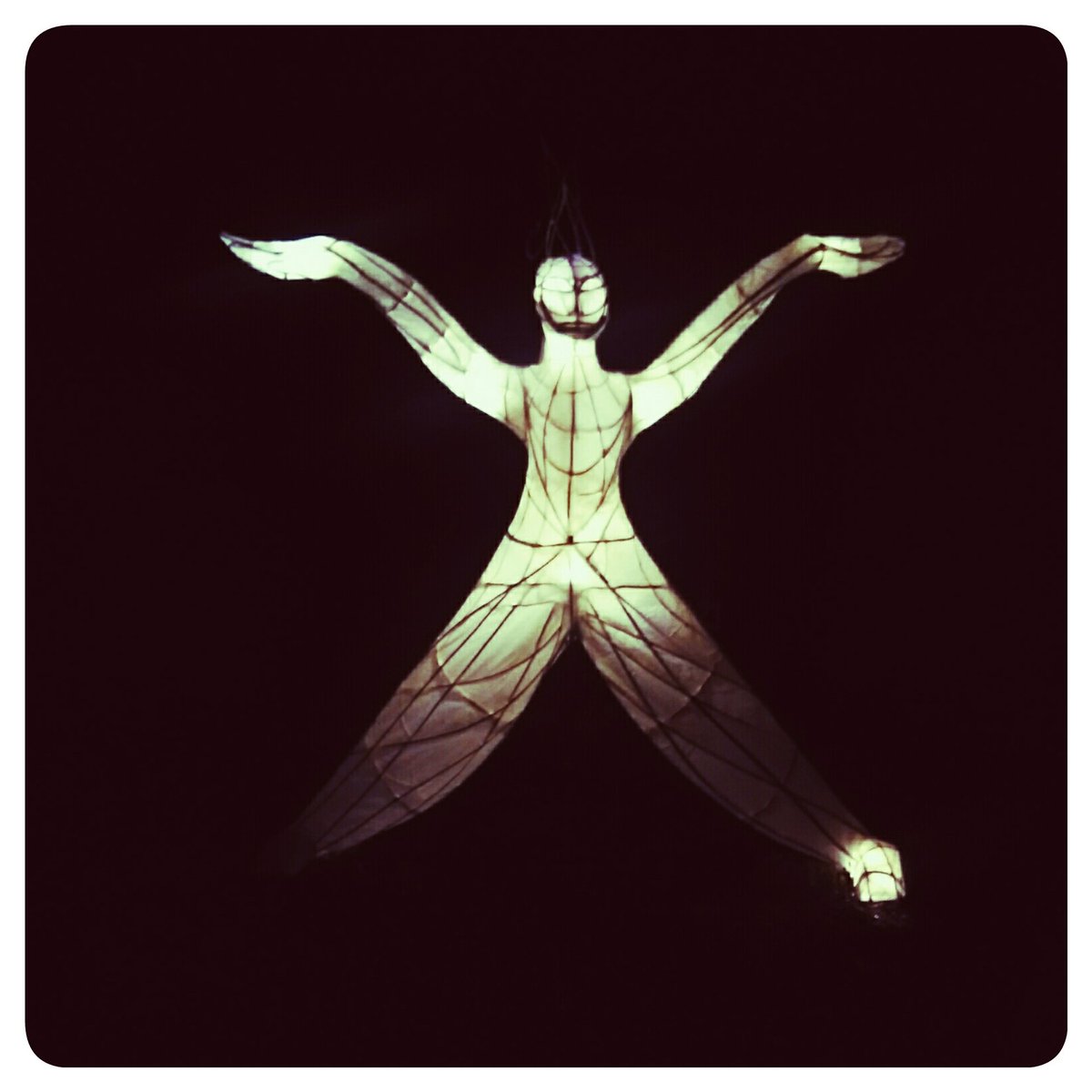 grainnehunt's tweet photo. More amazing illuminated sculpture from last night's exhibition in @cosanglas 
#WildAtlanticWay #Donegal #Ireland https://t.co/xwcwlthwsF