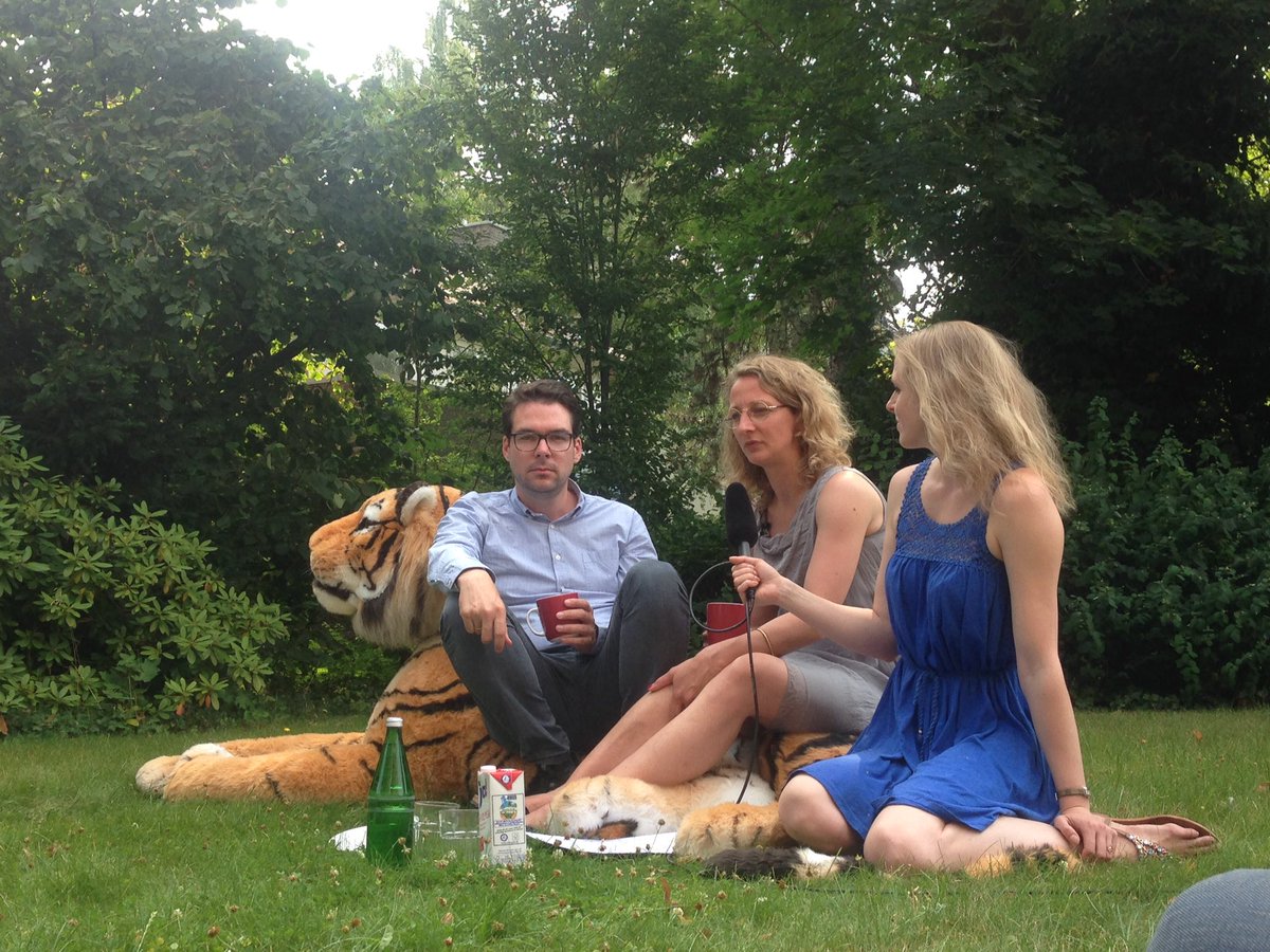 LetsgetNordy's tweet photo. Montag: Tigertalk mit der Webvideounit. #ndrvolos #letsgetnordy https://t.co/Uy5WUq7oz9