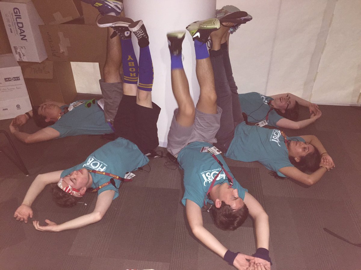 WLC_TAs's tweet photo. Draining our legs post-Day 1 #TAisBae #HOBYWLC2016 #TAlyfe #WeMissedStaffYoga @HOBY https://t.co/HoVPcHMLwt