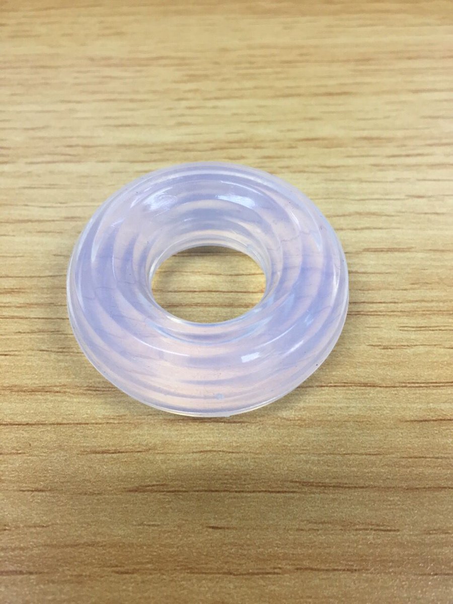 EricYinke's tweet photo. @VincentSexToy innovative premium silicone rings in M, L and XL size. https://t.co/jM18TJBGJi