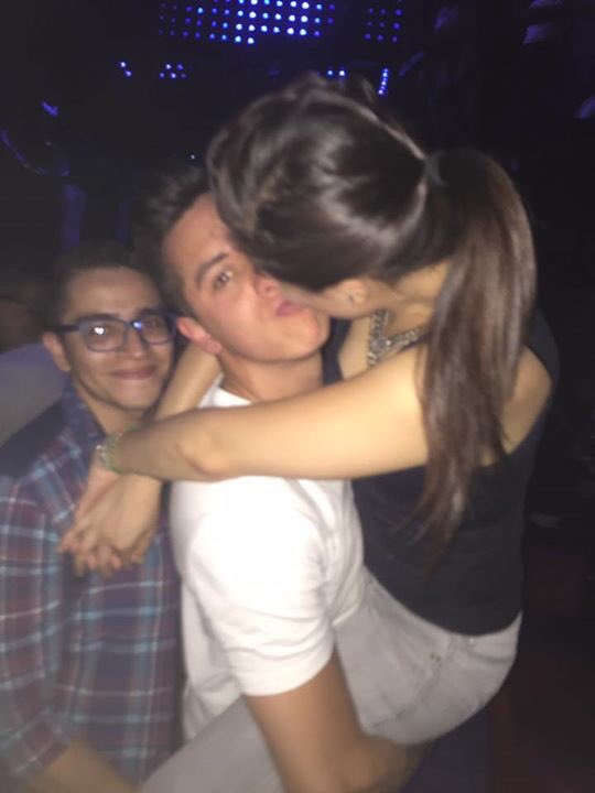 DebbiePsicopata's tweet photo. #DesdeEsaNoche Yo En el Amor 😭 https://t.co/3LtHjUdfuH