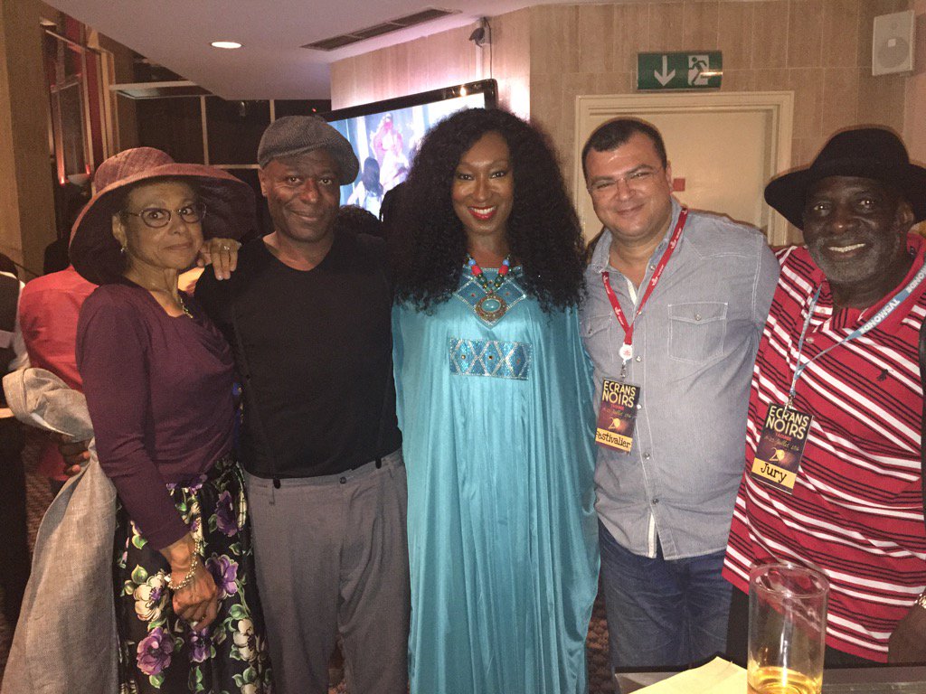 Avec le talenteux réalisateur des #Larmes de Satan #Hicham El Jebbari gd vainqueur des <a href="/ecrans_noirs/">Festival_ecransnoirs</a> #cinema