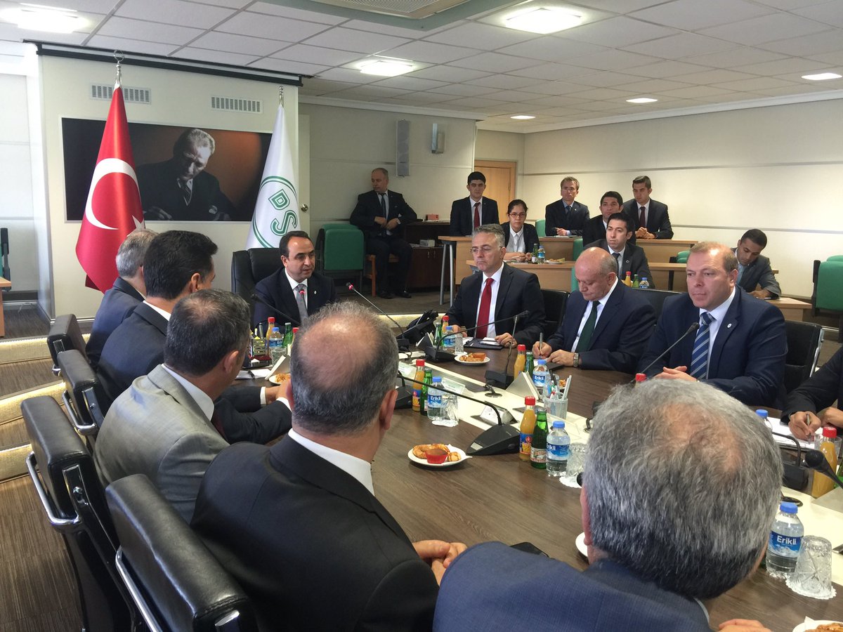 dsigovtr's tweet photo. Müsteşarımız Genel Müdürlük görevine atanan Murat Acu beye hayırlı olsun ziyaretinde bulundu. https://t.co/1RtHp1fyKQ
