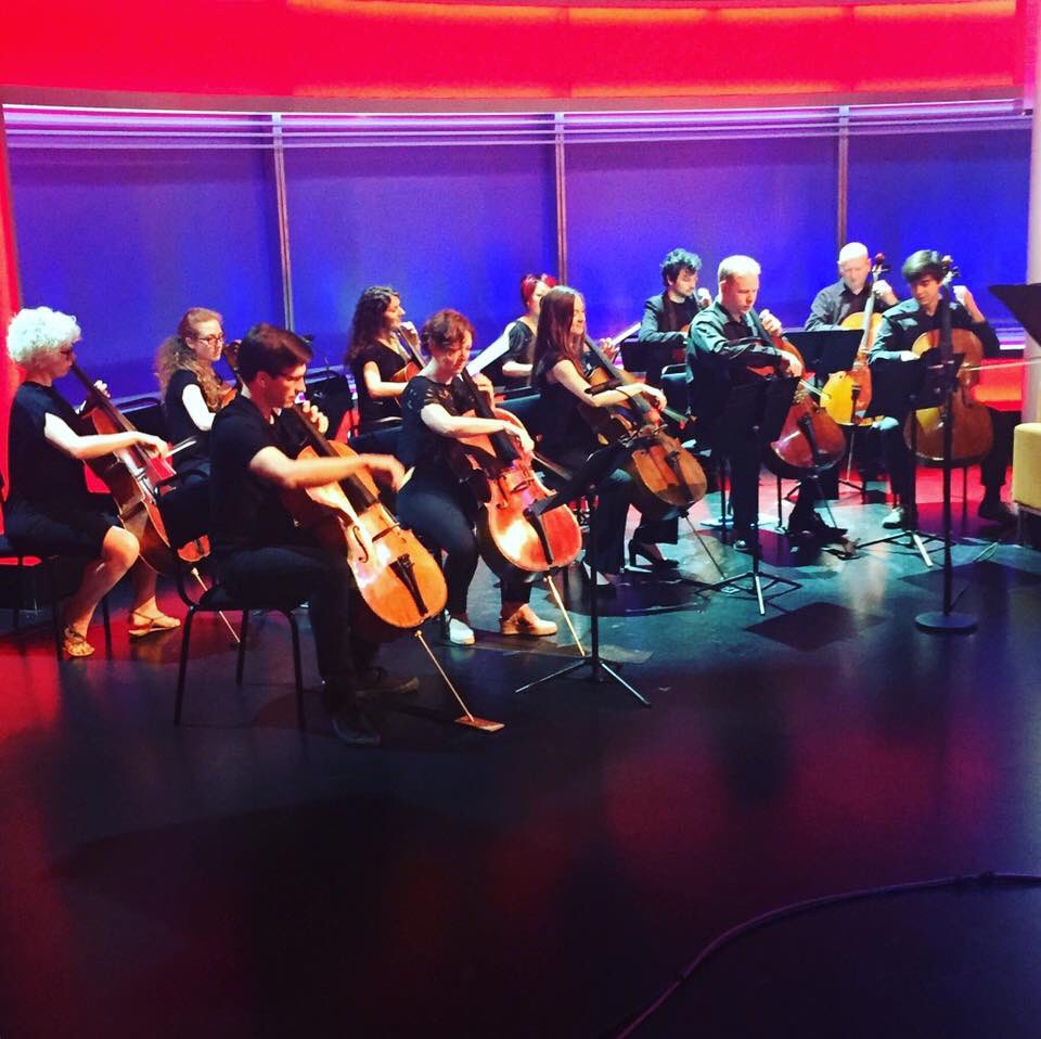 benhughescello's tweet photo. 1pm TODAY live #12Cellos @bbcproms @BBCRadio3 @cadoganhall @cellojohnston @BBCCO @RoyalAcadMusic @AndrewMarr9 https://t.co/Yei54BSSeC