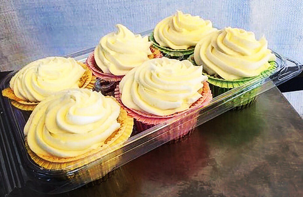 ConeyIsland47's tweet photo. No better way than starting your week with some #delicious #cupcakes! Visit us in #Jerusalem today! https://t.co/a6owEAQBq1