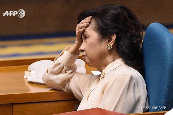 steelawake's tweet photo. Kelangan mo ng 18units to graduate kaso 15units lang binigay ni CRS sa'yo...
#OverheardAtUP
#IskoProblems https://t.co/6nqnS97mjV