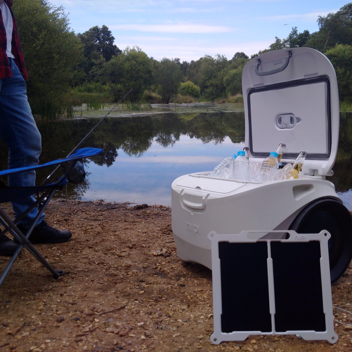nipicoolers's tweet photo. Our #indiegogo campaign is going live on Tuesday and we can't wait! Don't forget to jump on there and get your #nipi https://t.co/nktotlIKza