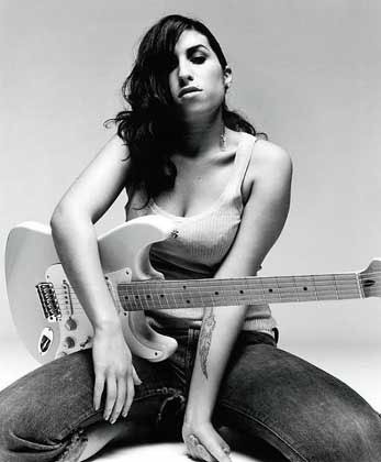 Oritse's tweet photo. ●● Miss you Queen #amywinehouse #Amy5YearsAnniversary ●● https://t.co/anwUXlgGyk