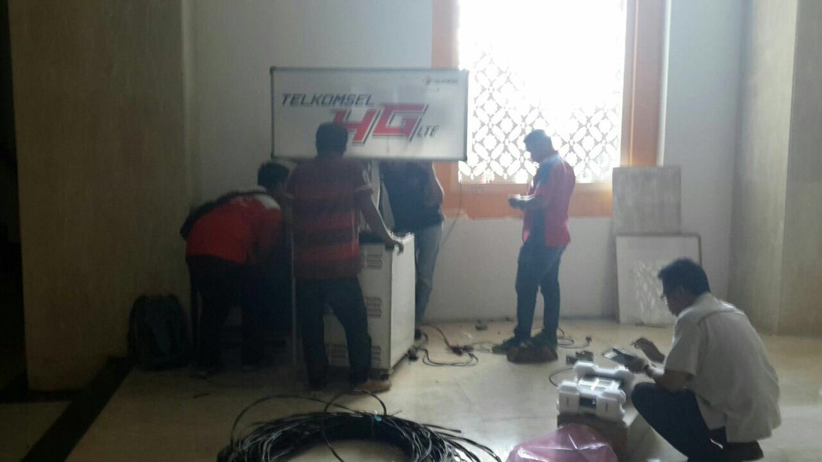 <a href="/parwi66/">Parwi</a> <a href="/_funtastic5_/">Funtastic5 TR5</a> #TelkomFuntastic5 #MTRTREG5 #MTQNasional Penyiapan LTE 4G TSEL untk mendukung MTQ Nasional