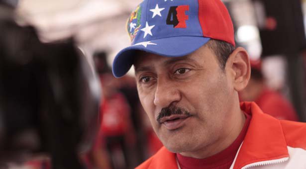 AnonymissNegra's tweet photo. Concejal de Táchira denunció que Carlos Osorio se robó más de 25.000 millones de dólares https://t.co/2tsKfB9v3w https://t.co/9Q9rrQlDkY"