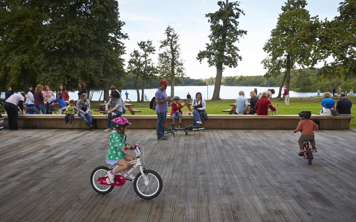 It’s the first week of the school #summerholidays – why not meet some friends at #WindsorGreatPark for a #picnic?