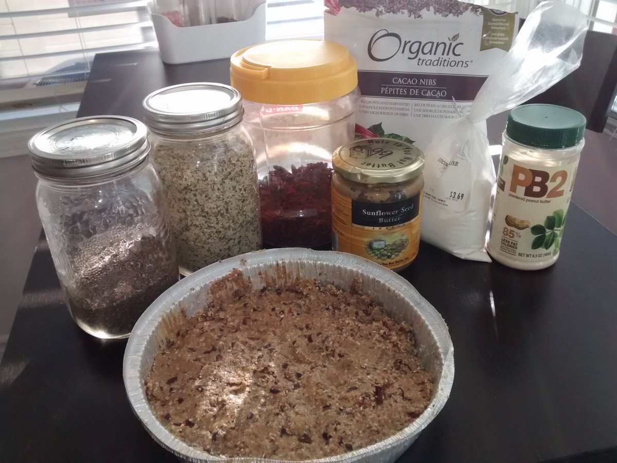 audreychani's tweet photo. #healthyfoods protein bars: chia seeds, hemp, sunflower seed butter, cacao nibs, goji berries, pb powder #nobakebars https://t.co/gCiUHLEKCq