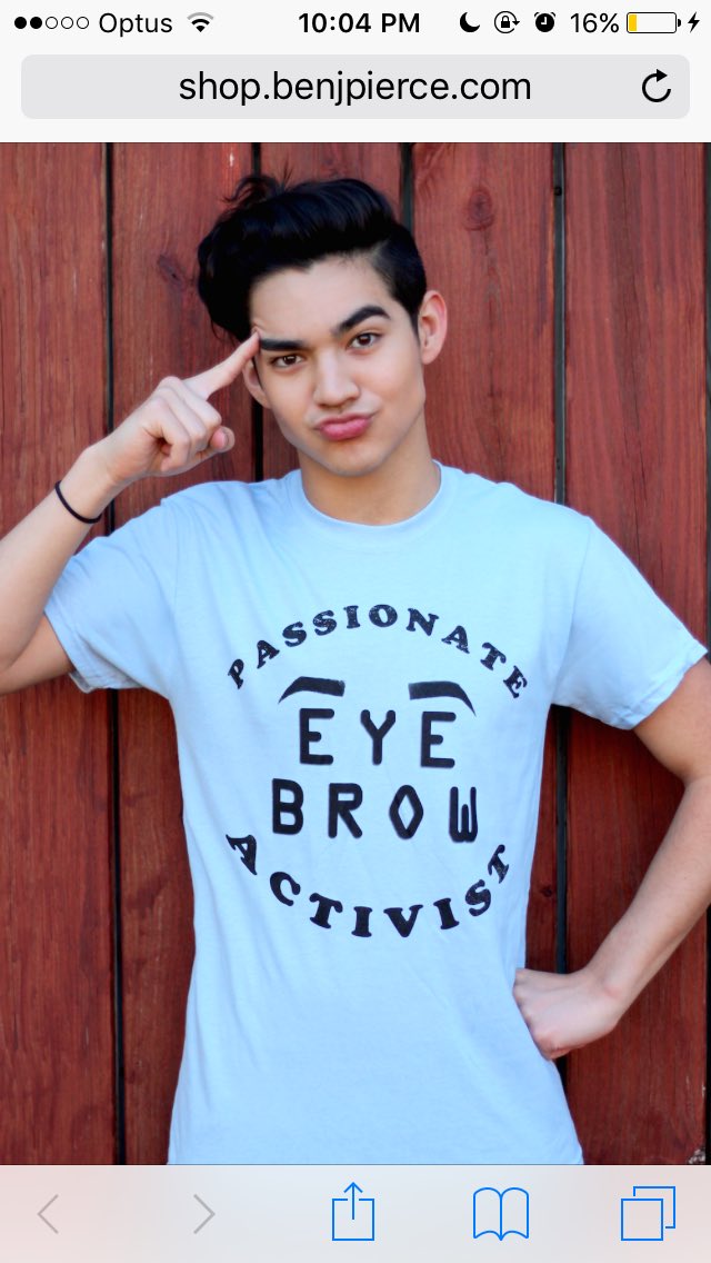 midnightstsv's tweet photo. if this gets 75 retweets my sister will buy me @BenJPierce merch! help a fren out💕 https://t.co/51rGeiWrLL