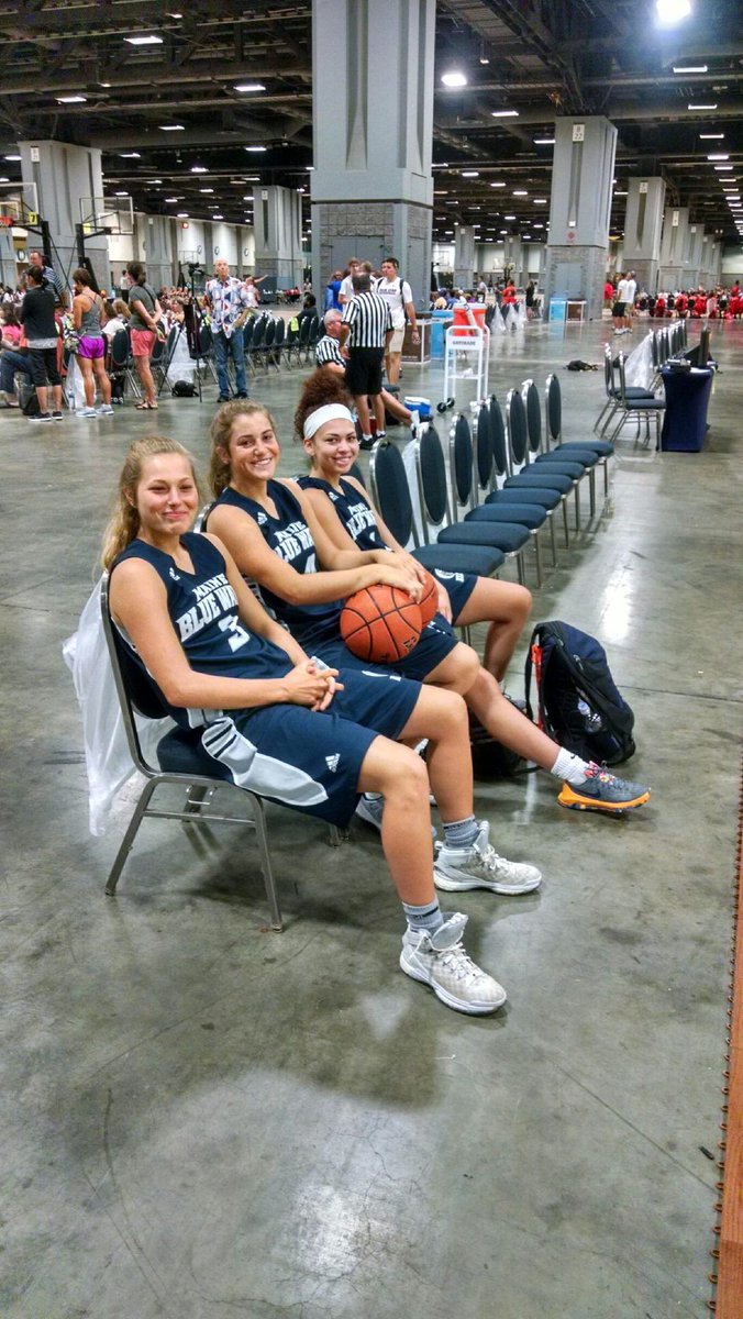 Hurry up and wait! All smiles though... #aaulife @MBRmaine