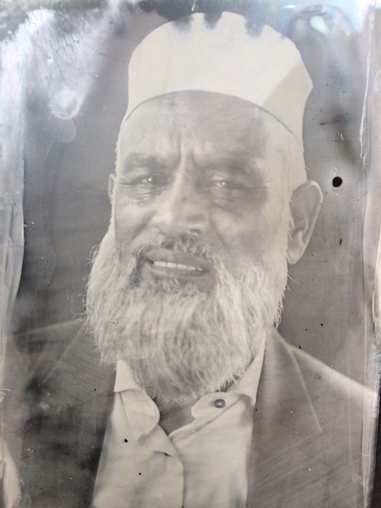 mahthussain's tweet photo. Portrait @DeborahKermode @bcvoyages @ikongallery #mangladam #theauspiciousjourney #theauspiciousjourney #tintype https://t.co/HQ4M7Ww07U