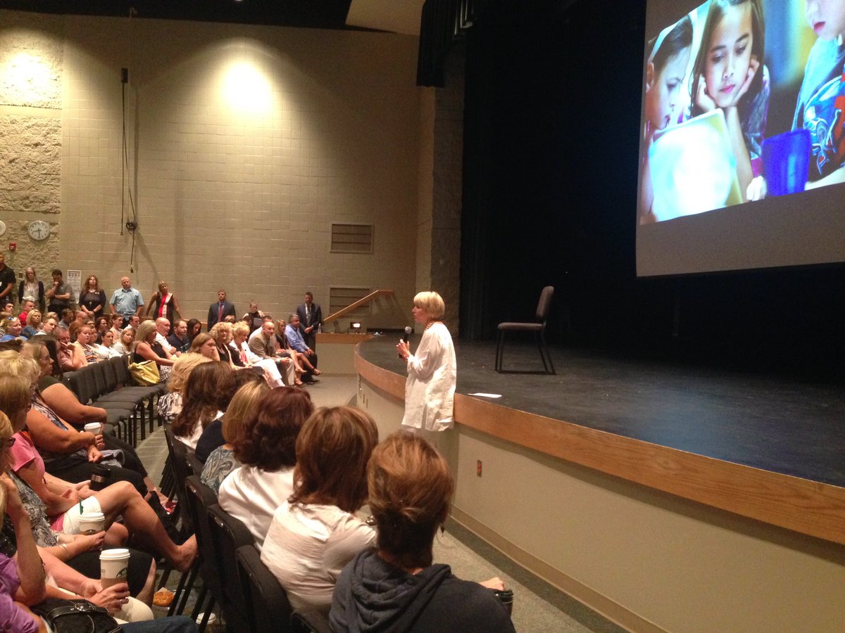 racheldlbrown's tweet photo. Help our children be the best they can be!@DCSDpd @DCSD_WCE #DCSDLS https://t.co/FphsyH72PN