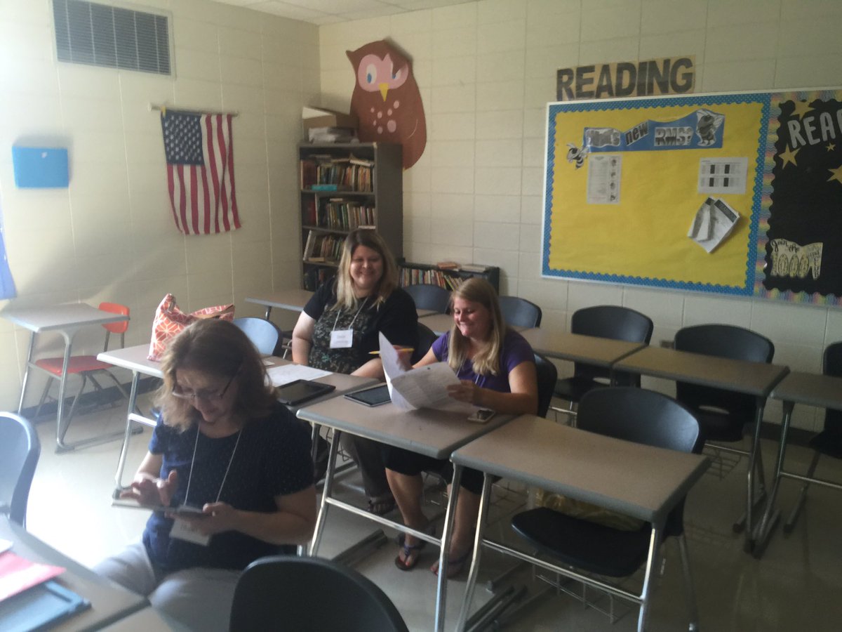 tamwalker100's tweet photo. Go get 'em Team CMS!
#MMU2016 https://t.co/GGF9qn0gja