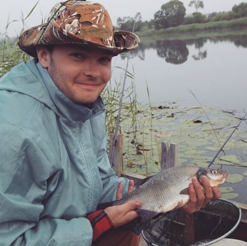 eddiejurevics's tweet photo. Sudraba breksis atnāca ciemos agrā rīta agrumā! #silverbream #fishing🎣 Instagram : https://t.co/HGvDk4tYVo https://t.co/lczVUydB3Y