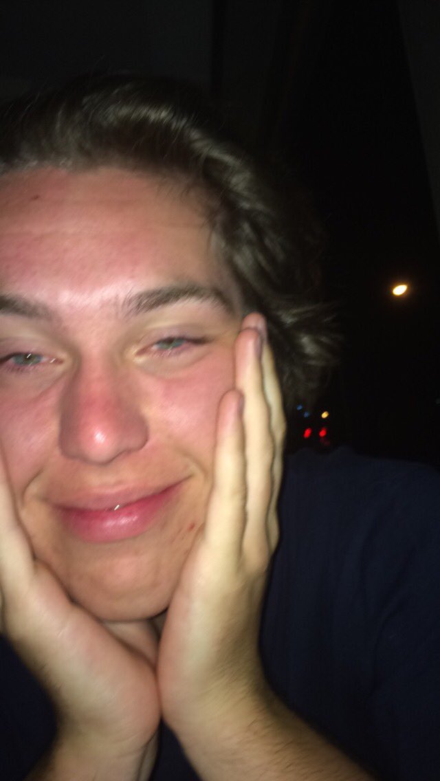 lucadahey's tweet photo. My face when I'm lowkey lit af the club 😂🙌💯🔥 #champagnepopping https://t.co/sVz4jT3Xrs