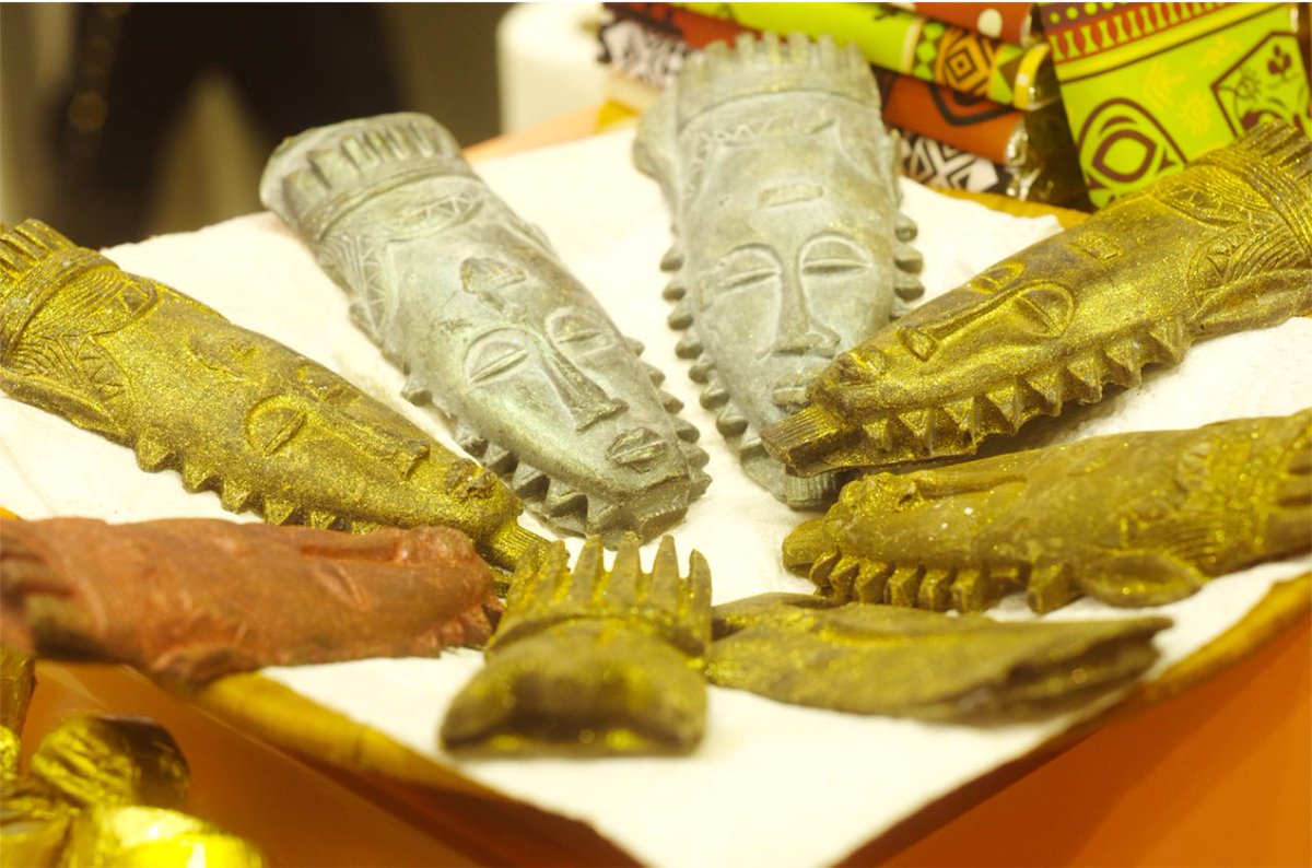 VisiterlAfrique's tweet photo. L’Instant chocolat, à la découverte du Chocolat 100% ivoirien 
https://t.co/6ignATQbLt #CIV https://t.co/GMjWdH4IWL
