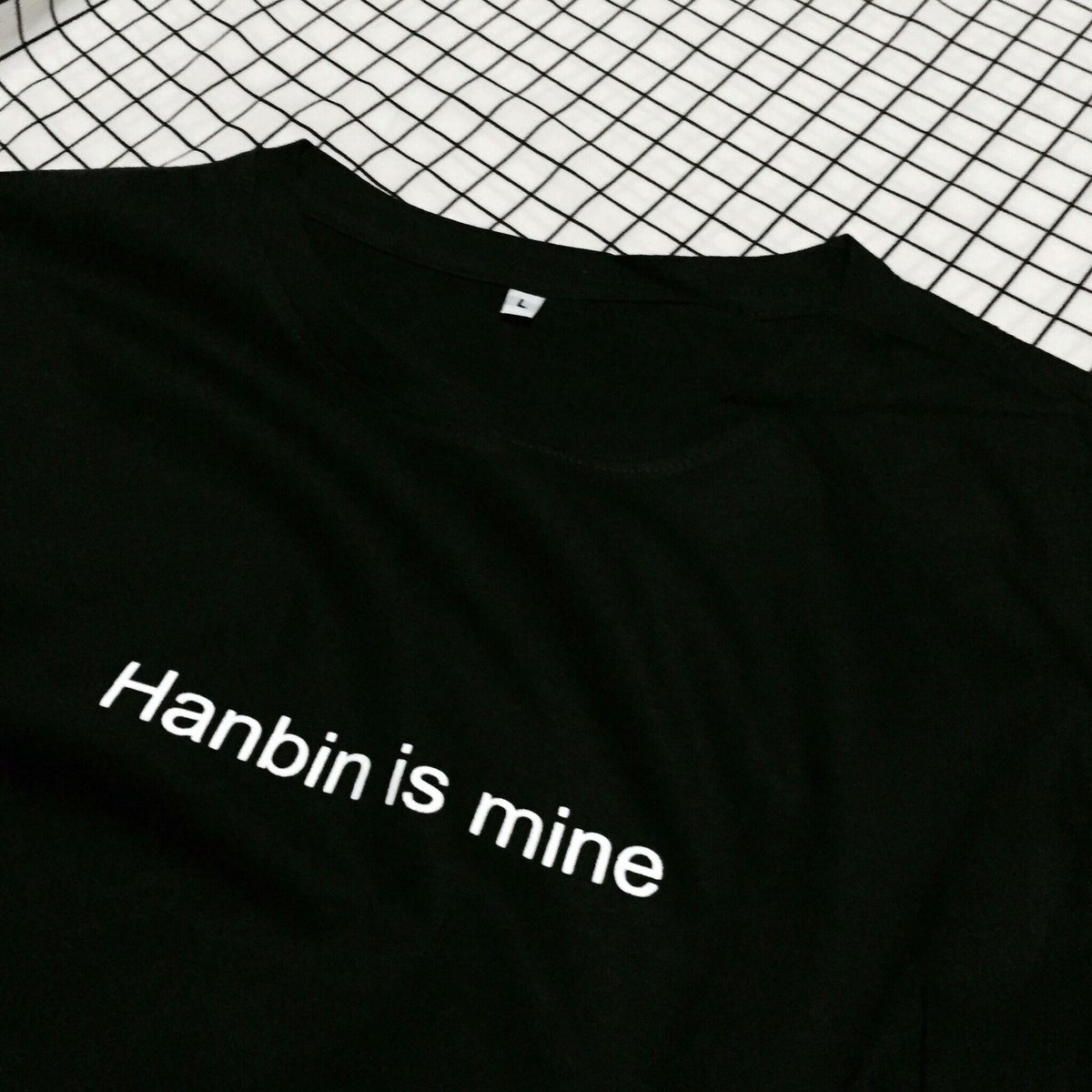 Vvvshop1's tweet photo. สามารถเปลี่ยนชื่อได้ค่า💕พร้อมส่ง‼️ 250- มีขาว/ดำ #iKONCERTinSG #iKONCERTinBANGKOK #ikonเป็นวงตลก #EPILOGUEinBKK https://t.co/Vv3A8UGSRC