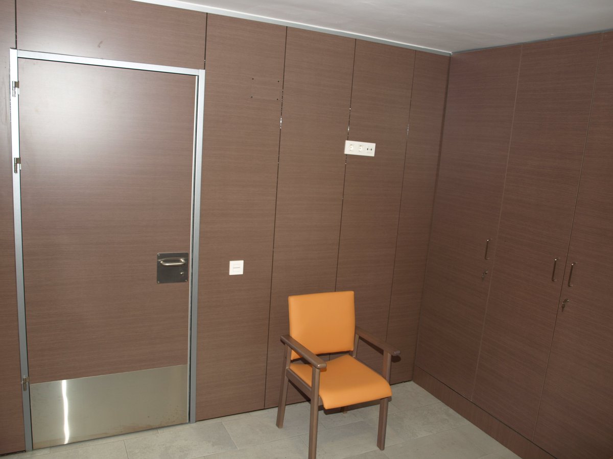 RapidDoors_'s tweet photo. Conozca nuestros #armarios enrasados, ideales para instalar en #residencias y #hospitales
 https://t.co/dCvw1cUPAk https://t.co/tUw2XOsGSA