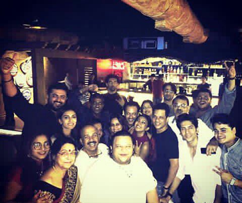 KRPKaiseBhi's tweet photo. #New pic~
#100EpisodesOfKRPKAB Celebrations😊
#KuchRangPyarKeAiseBhi family
@Shaheer_S @IamEJF @MamtaYPatnaik @SonyTV https://t.co/iFLiaFVpAx