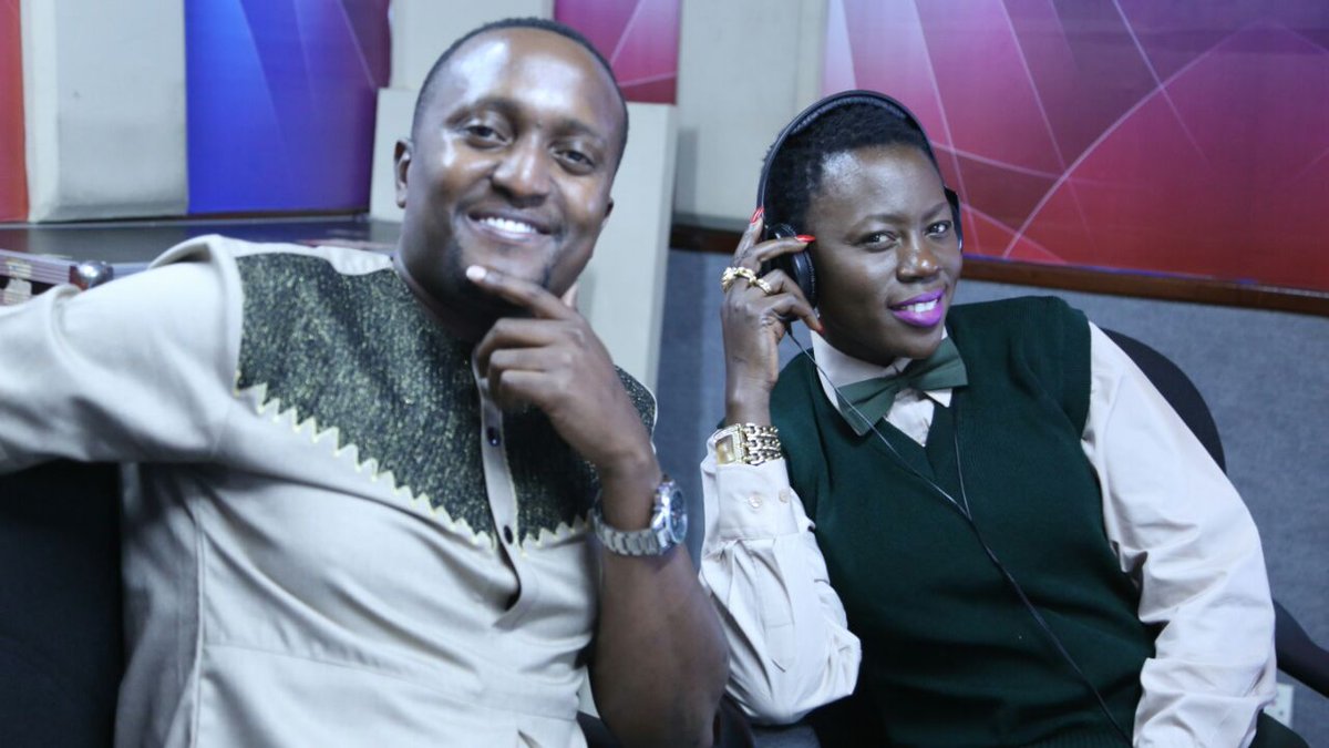 mzaziwillytuva's tweet photo. #YukoMoyoni by @AkotheeKenya on #MamboMseto @RadioCitizenFM https://t.co/9LzyNFBg6f