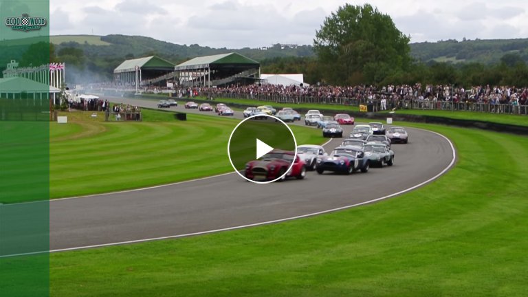 GoodwoodRRC's tweet image. Video: 7 minutes of pure #GoodwoodRevival Sunday noise goodwood.com/grrc/event-cov…