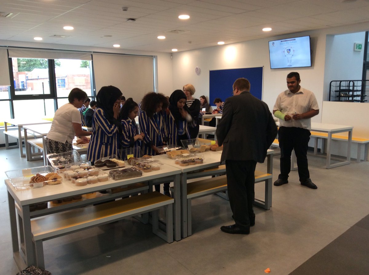 UTCBolton's tweet photo. Year 10 students are selling cakes in breaks today to raise money for #RoyalBoltonHospital #cakesale #readathon2016 https://t.co/Wxl94gZfof