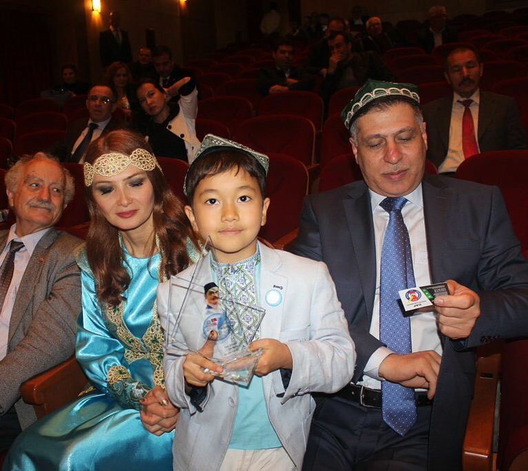 Ersatsalihi's tweet photo. milli irade ve Türk dünyası birliği  , mezhepsel, aşırı islamcılıkla büyük zararı çekeriz .
fotoğraf  arşif https://t.co/2ZTjz5zU93
