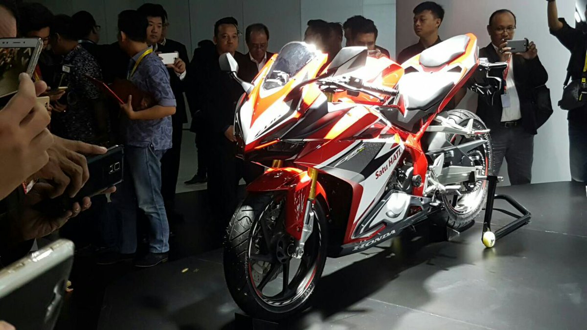 Pilihan Warna Honda All New CBR250RR Untuk Indonesia O To BORN