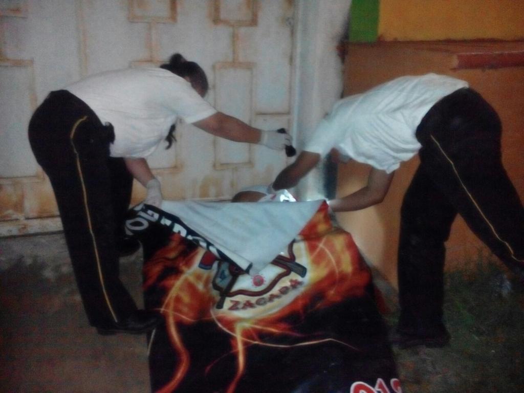 NOTI_ZACAPA's tweet photo. #Zacapa: Ataque armado en el Barrio Buenos Aires, deja un hombre fallecido. Via @BVoluntariosGT https://t.co/vhzYMtRG0n