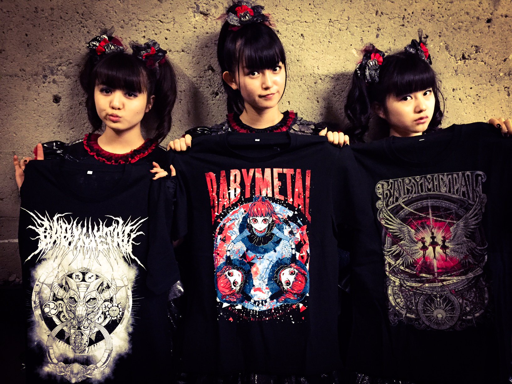 BABYMETAL Tシャツ